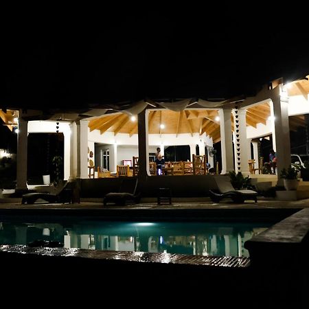 Hotel Don Bululo Camping Lodge Punta Rucia Exterior foto